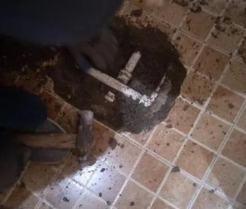 安平卫生间漏水维修公司为您分享下卫生间渗水如何处理及注意事项